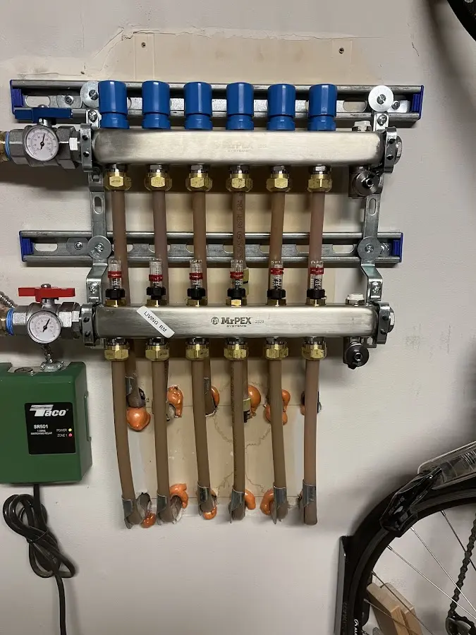 Plumber performing Gas Leak Detection at a residential property in Rochelle